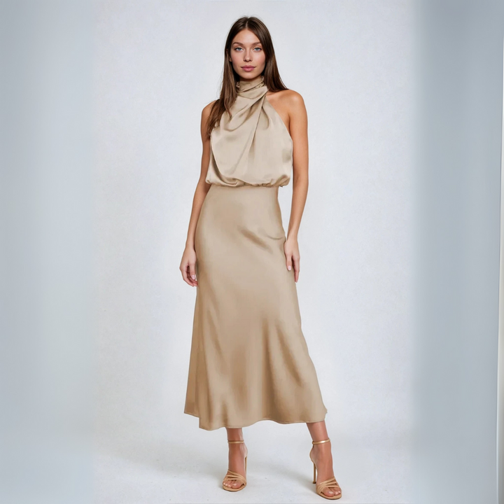 Carlina | Langes Satin-Kleid mit Halterneck