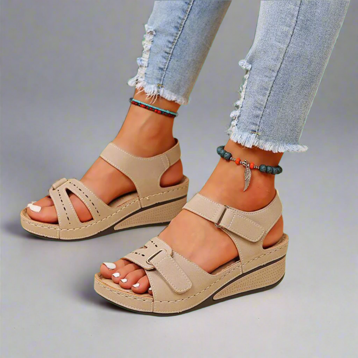 Gudula | Stilvolle Orthopädische Sandalen Aus Luxuriösen Weichen Materialien Für Bequeme Sommermode