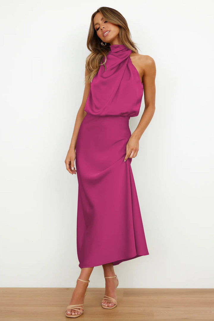 Carlina | Langes Satin-Kleid mit Halterneck