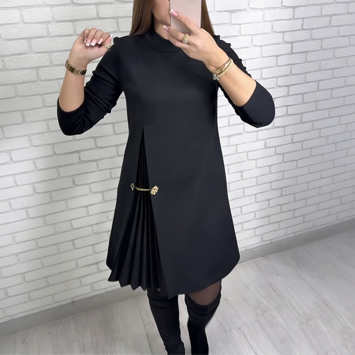 MADELINE – ELEGANTES MINI-KLEID MIT PLISSIERTEN AKZENTEN