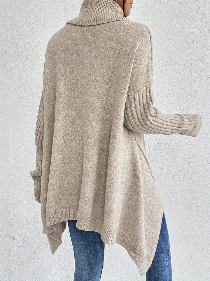 BROOKE – ÜBERGRÖSSERTER STRICKPULLOVER MIT ROLLKRAFT