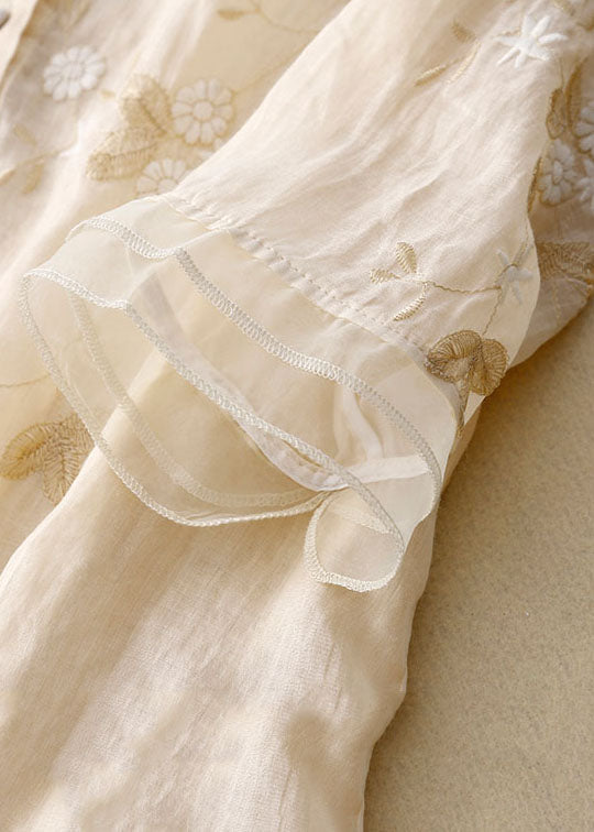 Kourtney™ | Schicke Bluse mit gestickten Akzenten