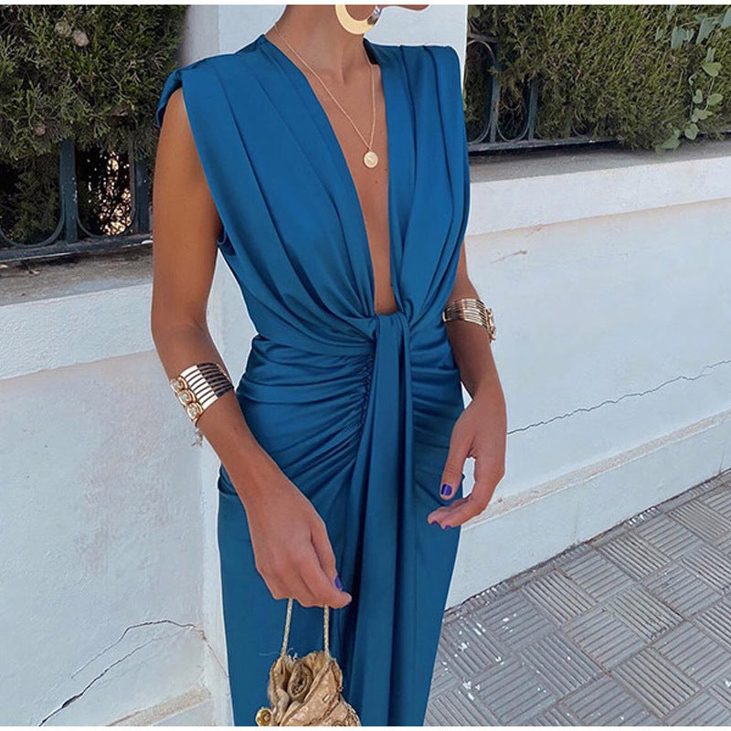 Isabella | Abendkleid mit tiefem Ausschnitt