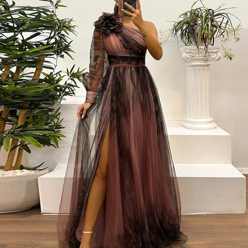 Sienna – Trendy Maxikleid mit einem Schulter und Netzdruck