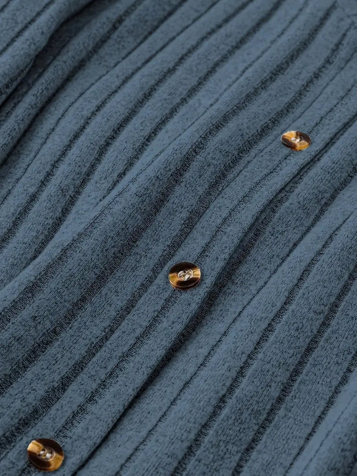 Madelyn™ - Zeitloses Plus-Size Rippknopfkleid