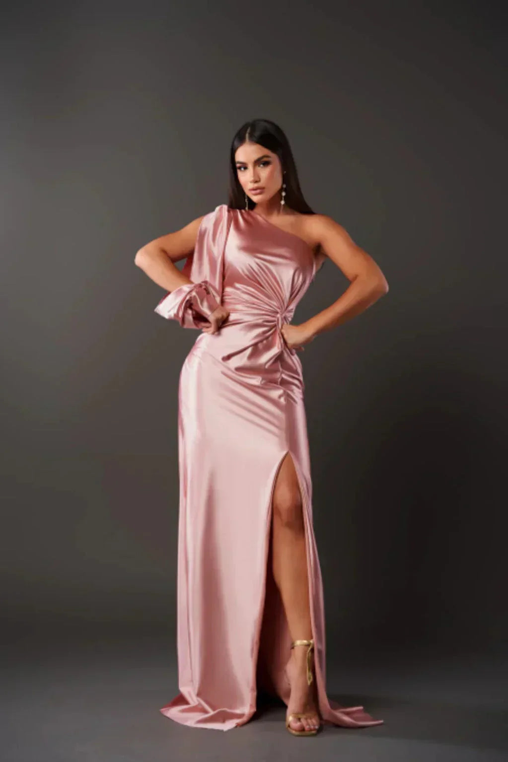 Alison - Elegantes Schlitz-Maxikleid